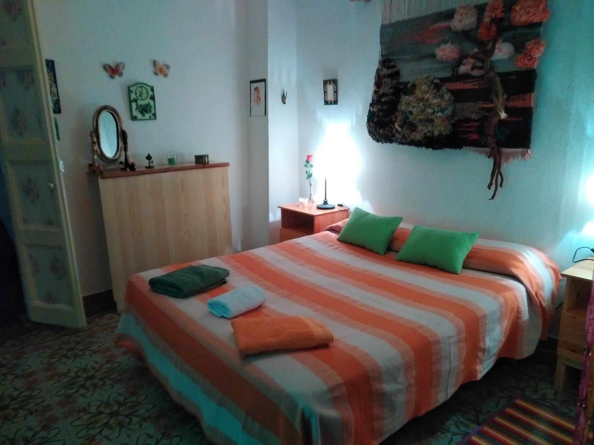 Habitacion En Piso Compartido Barcelona Luaran gambar